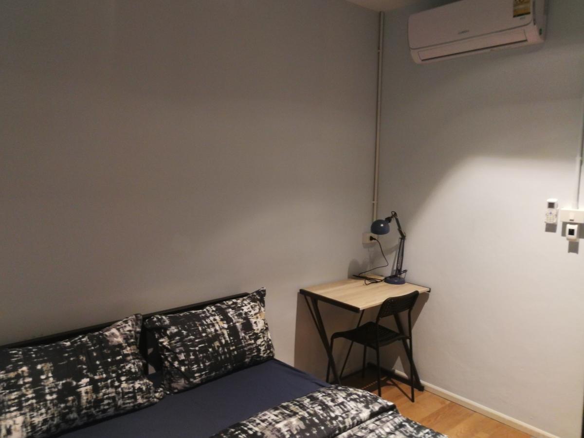Wj Hostel Банкок Екстериор снимка