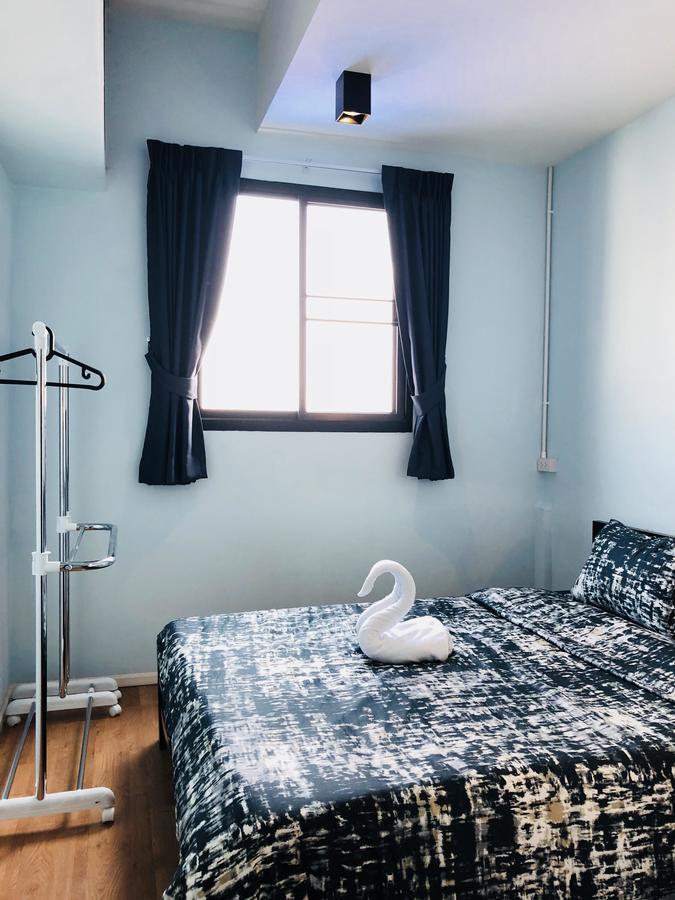 Wj Hostel Банкок Екстериор снимка
